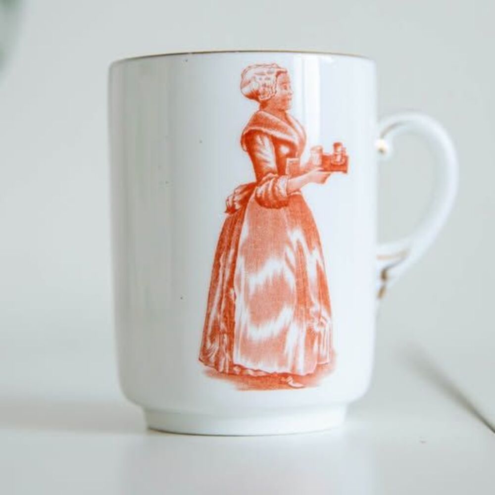 Antique Walter Baker & Co. Cocoa Mug – "La Belle Chocolatière" Made in England